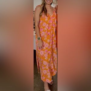 Old Navy Floral Maxi Swing Dress size (s)